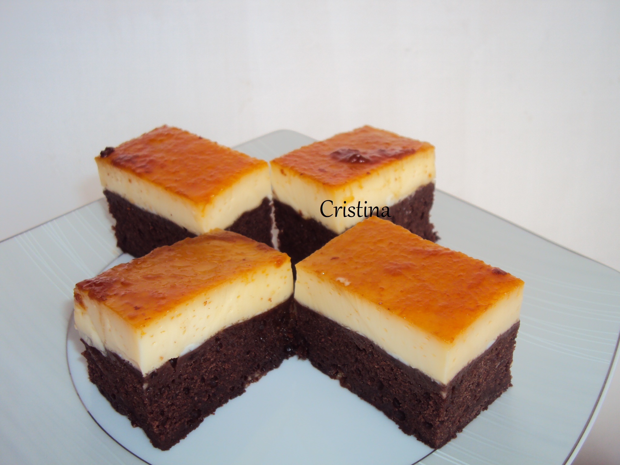 Desert prajitura Chocoflan