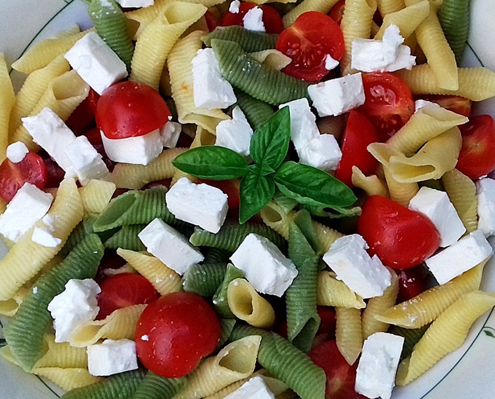 Salata de paste cu feta