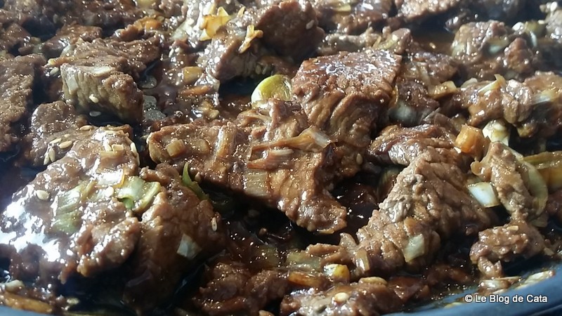 Carne de vita sotata in stil mongolez