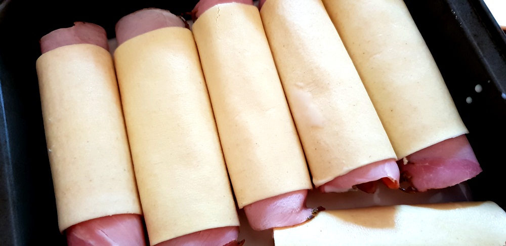 Cannelloni cu prosciutto si branza