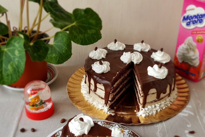 Tort cu crema de mascarpone si cafea