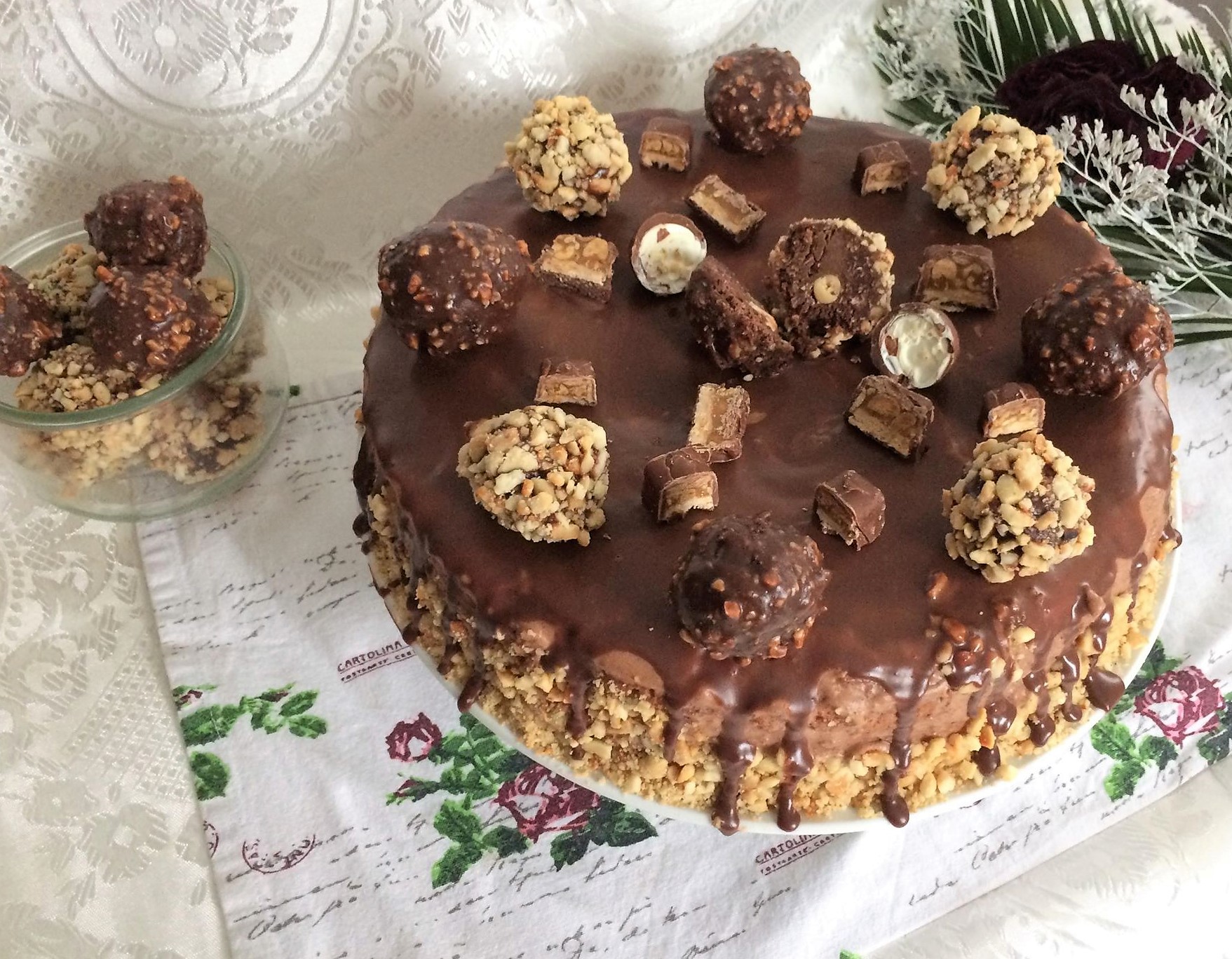 Tort Ferrero Rocher (1300 de retete)