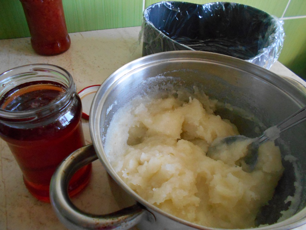 Desert budinca de gris, cu gem de gutui și jeleu de portocale