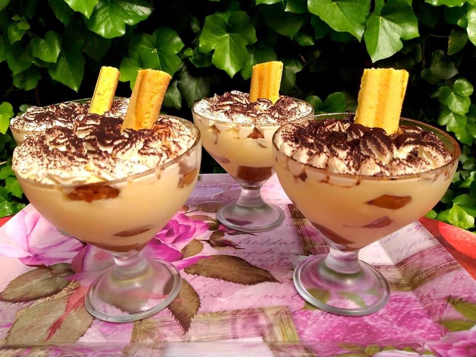 Desert Tiramisu la pahar