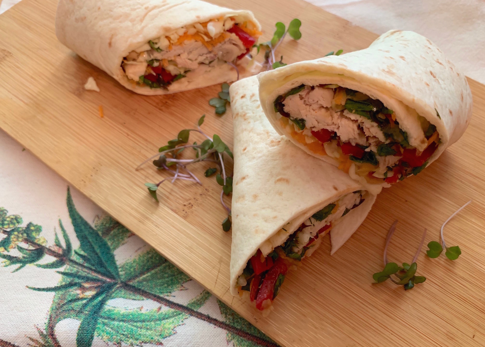 Tortilla wrap cu pui