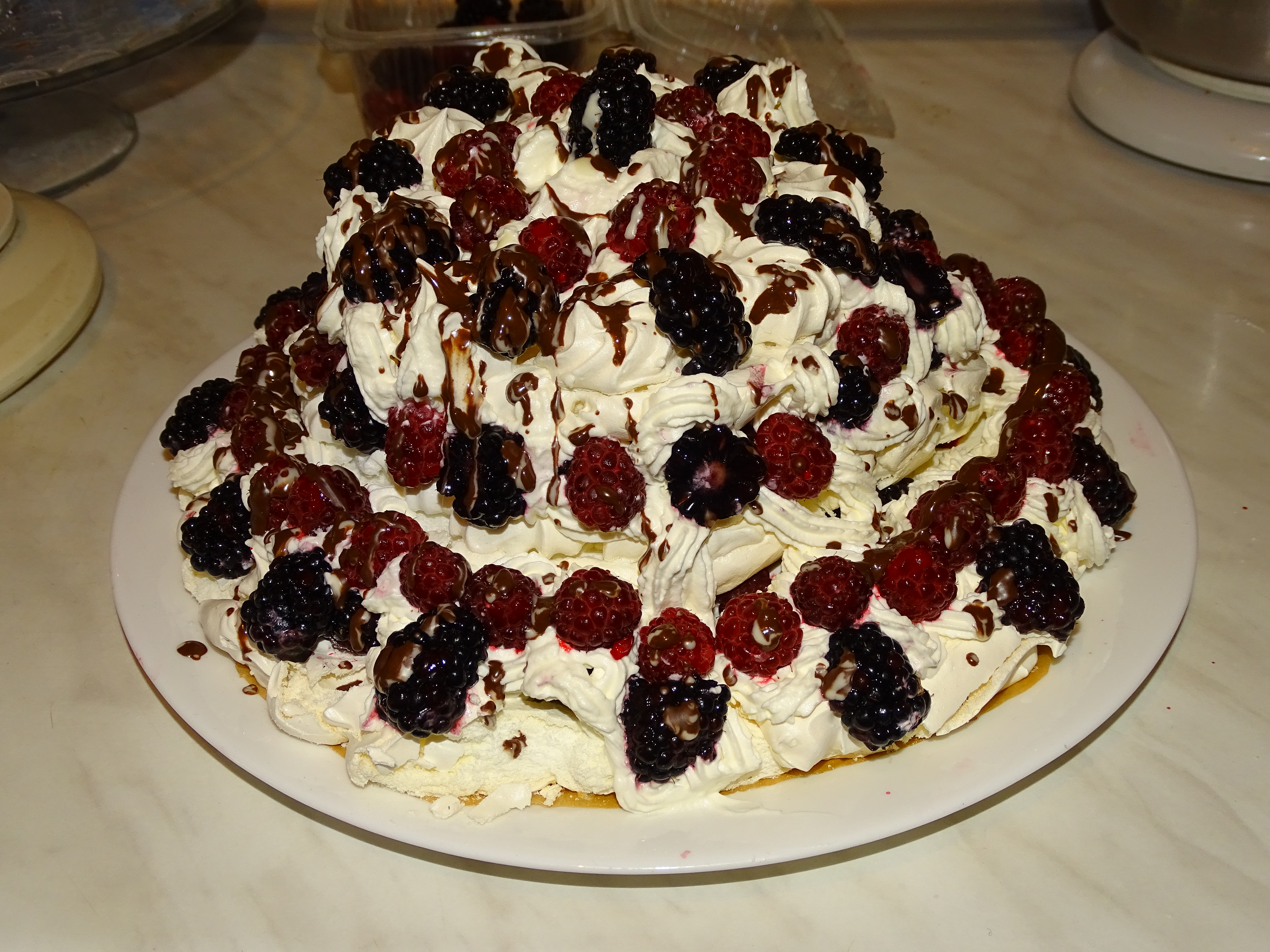 Desert Pavlova, simplu ca la 50 de ani