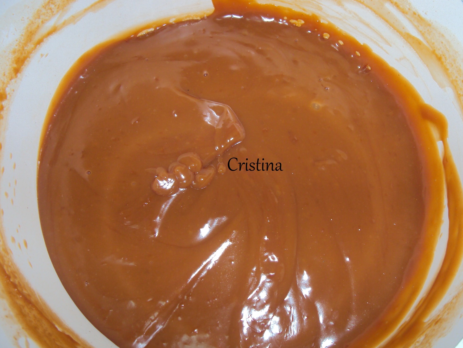 Desert la pahar cu crema caramel