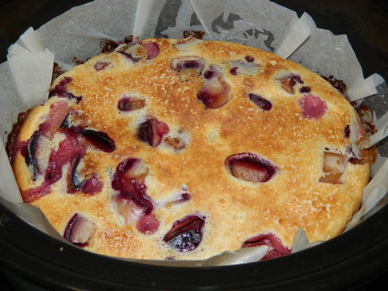 Clafoutis cu prune la slow cooker Crock-Pot