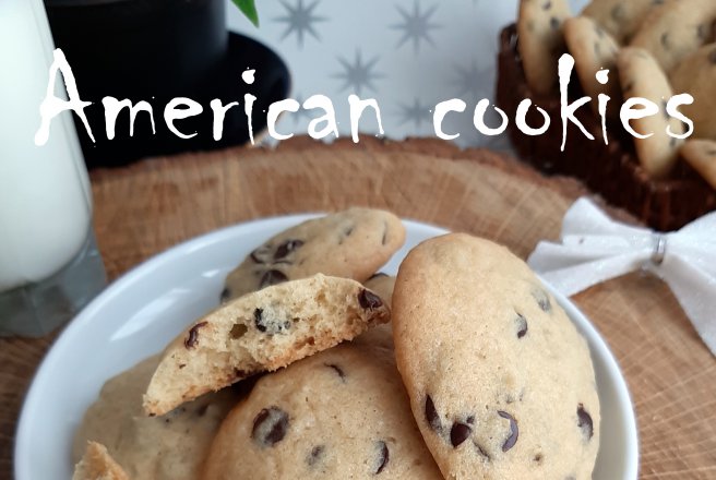 Desert American chocolate chip cookies