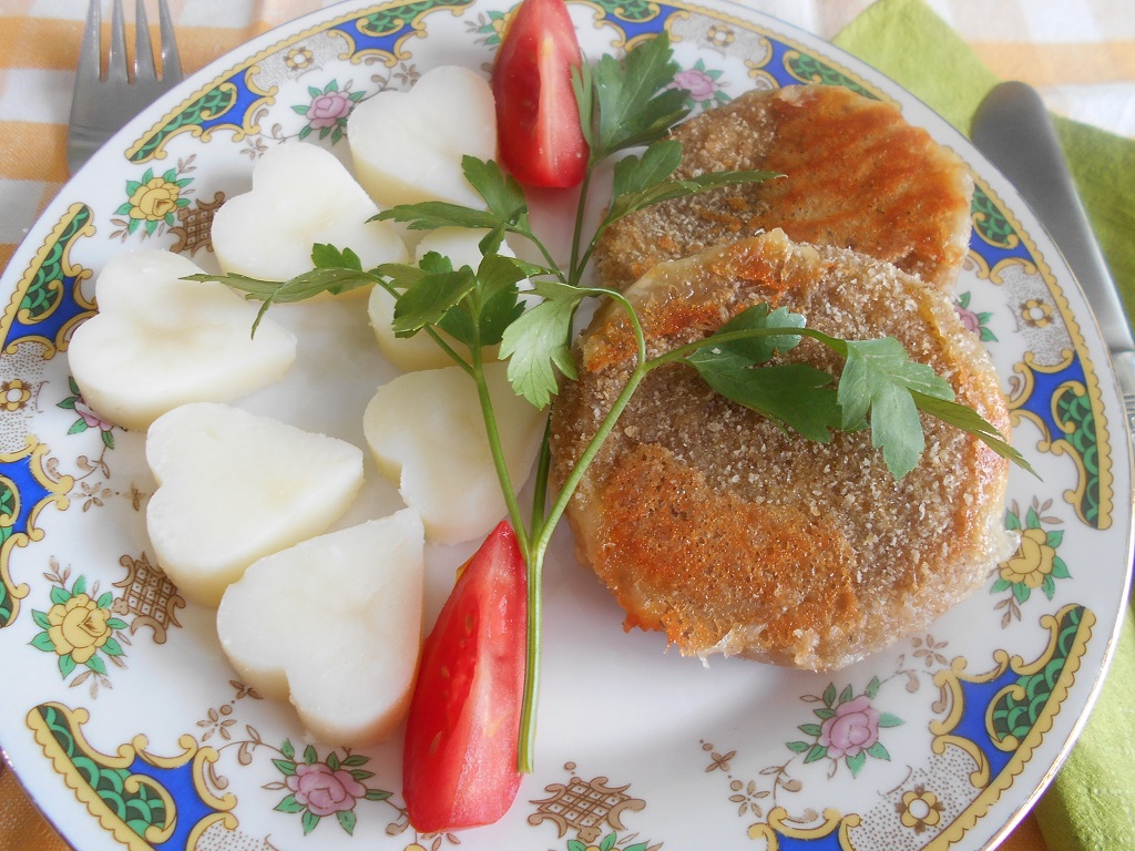 Cascaval pane la cuptor, cu cartofi natur