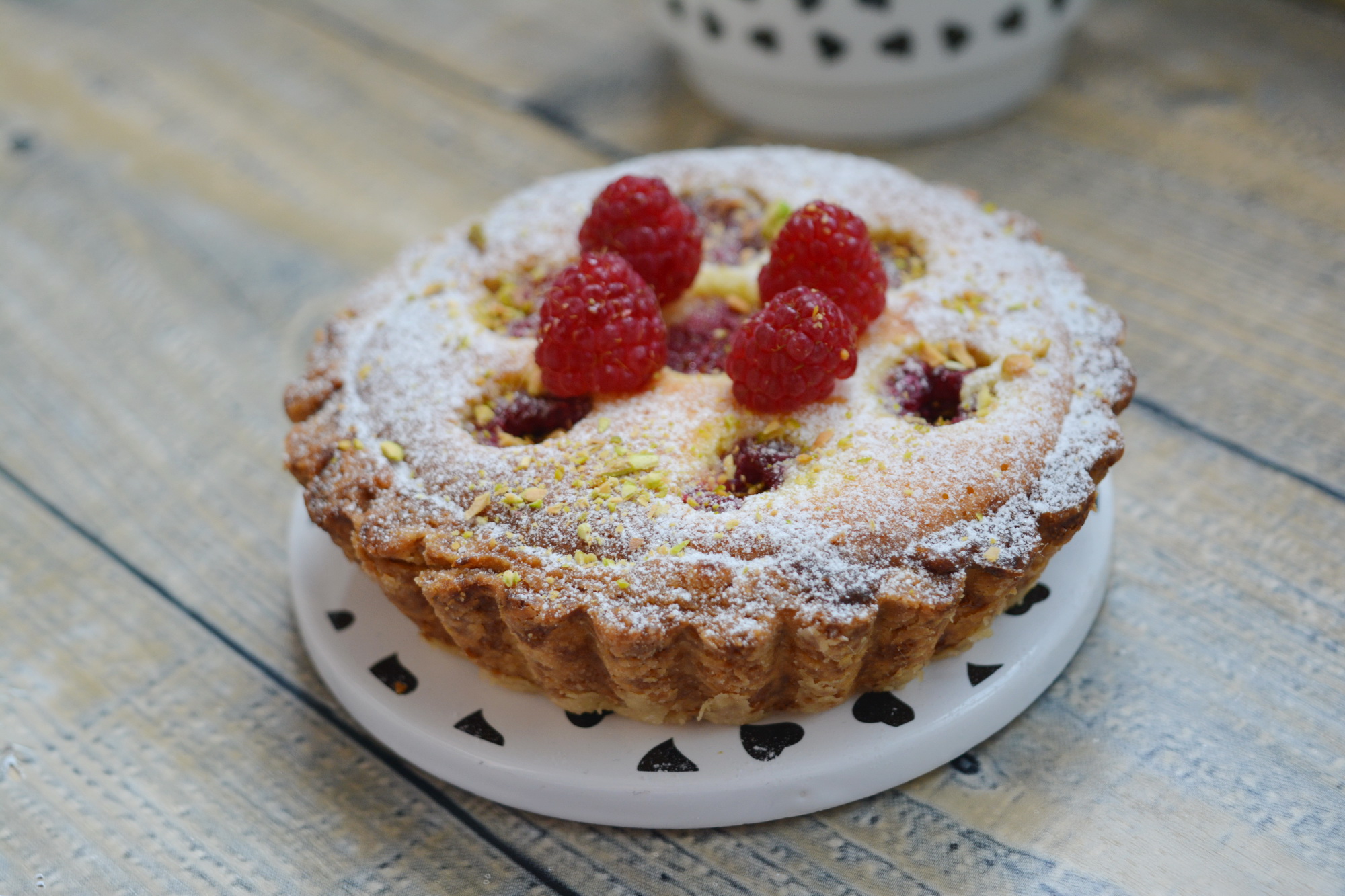 Desert tarta frangipane cu zmeura