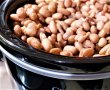 Fasole granata fiarta la slow cooker Crock Pot-0