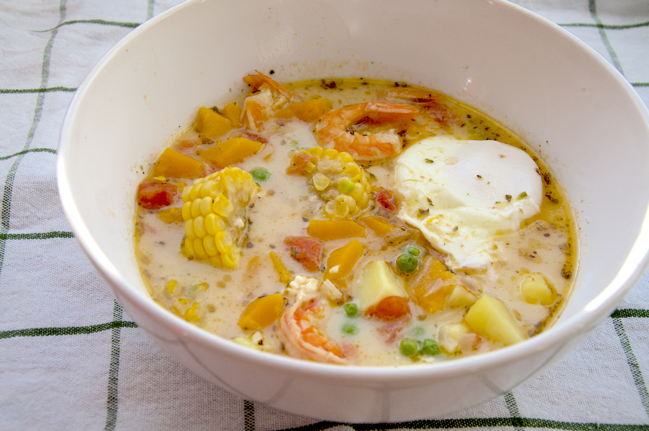 Reteta de Chupe de camarones- supa peruana de creveti, reteta nr.46 din Best soups in the World