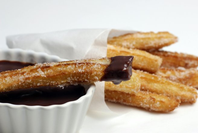 Churros reteta traditionala spaniola