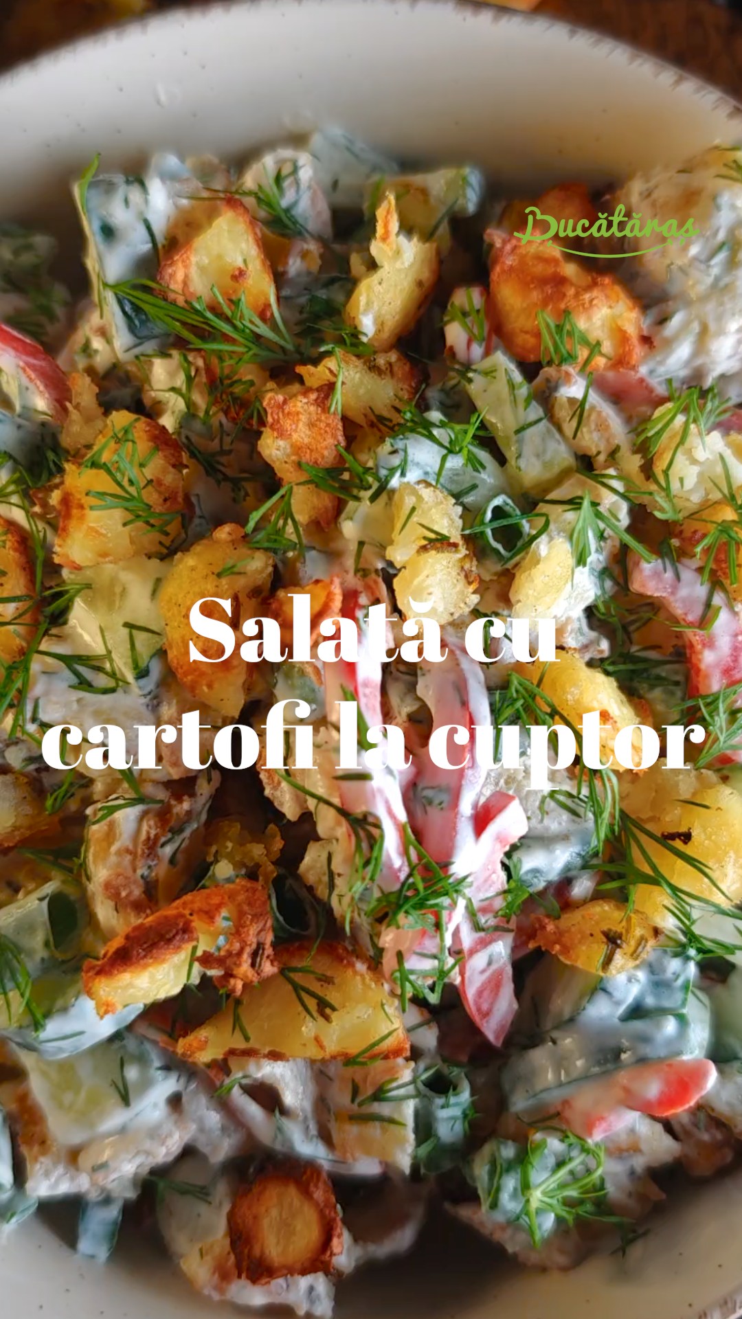 Salată cu cartofi noi la cuptor - Rețeta gustoasă și plină de savoare