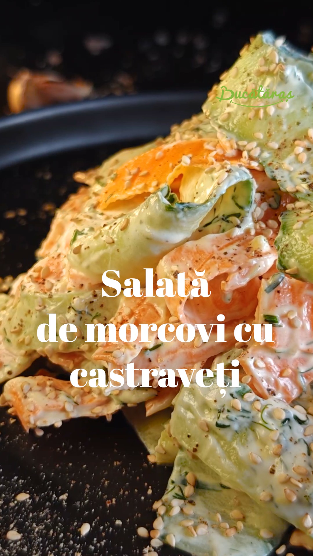 Salată de morcovi cu castraveți - Proaspătă, răcoritoare și energizantă