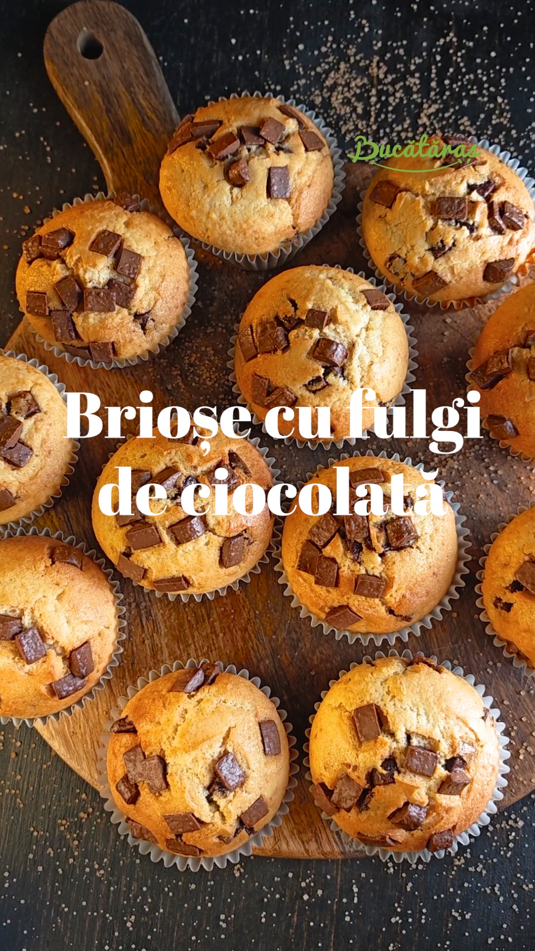 Brioșe cu fulgi de ciocolată - Rețeta rapidă și delicioasă