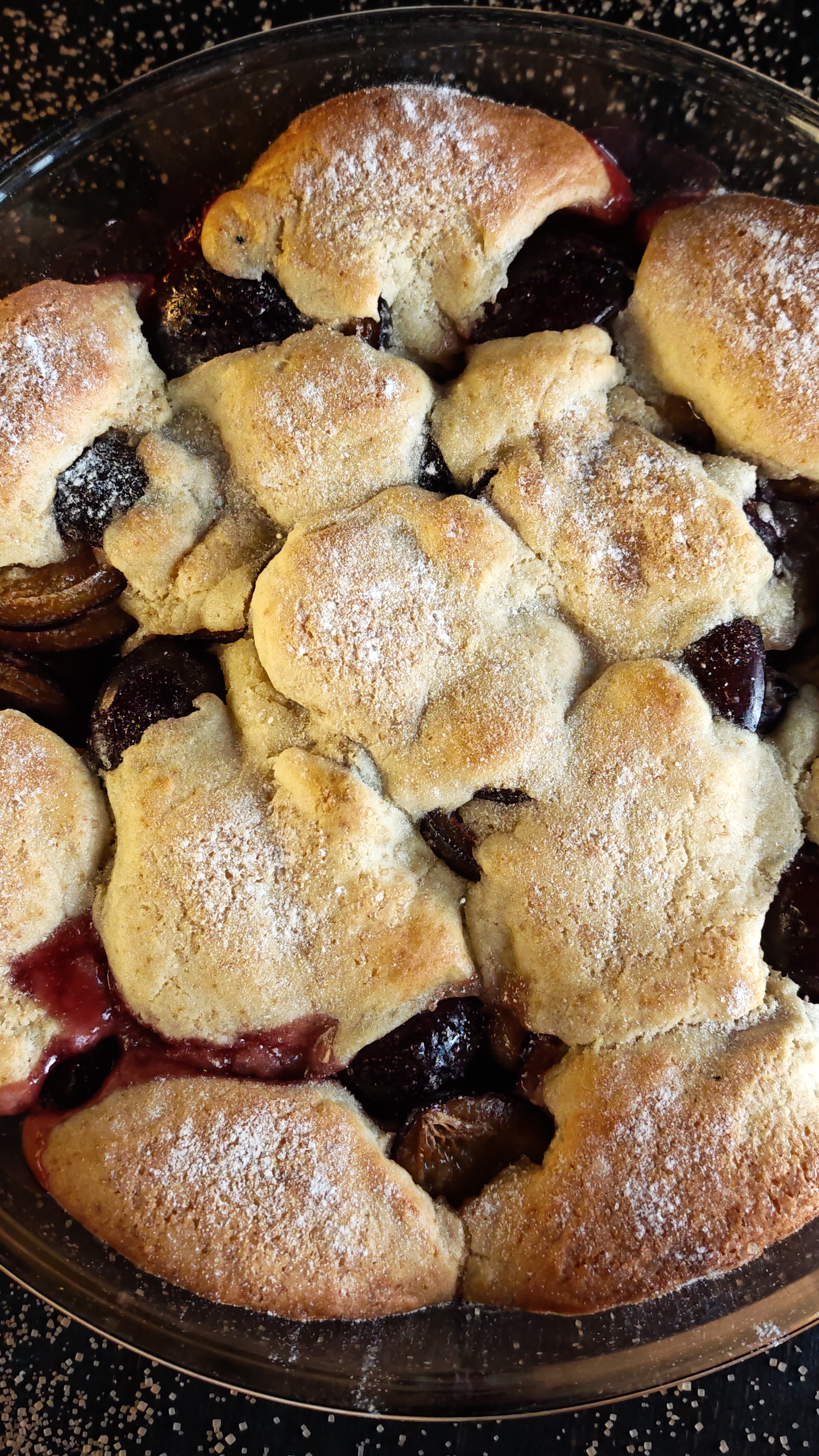 Cobbler cu prune - Desertul simplu care te cucerește