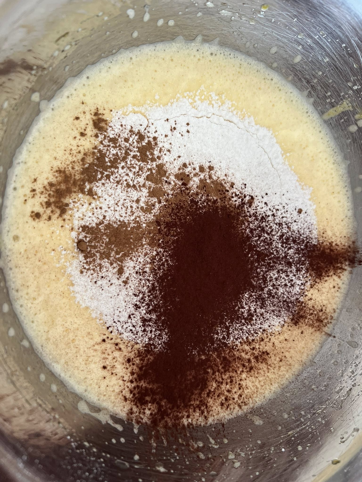 Prajitura cu mere, afine si nuci - Reteta gustoasa