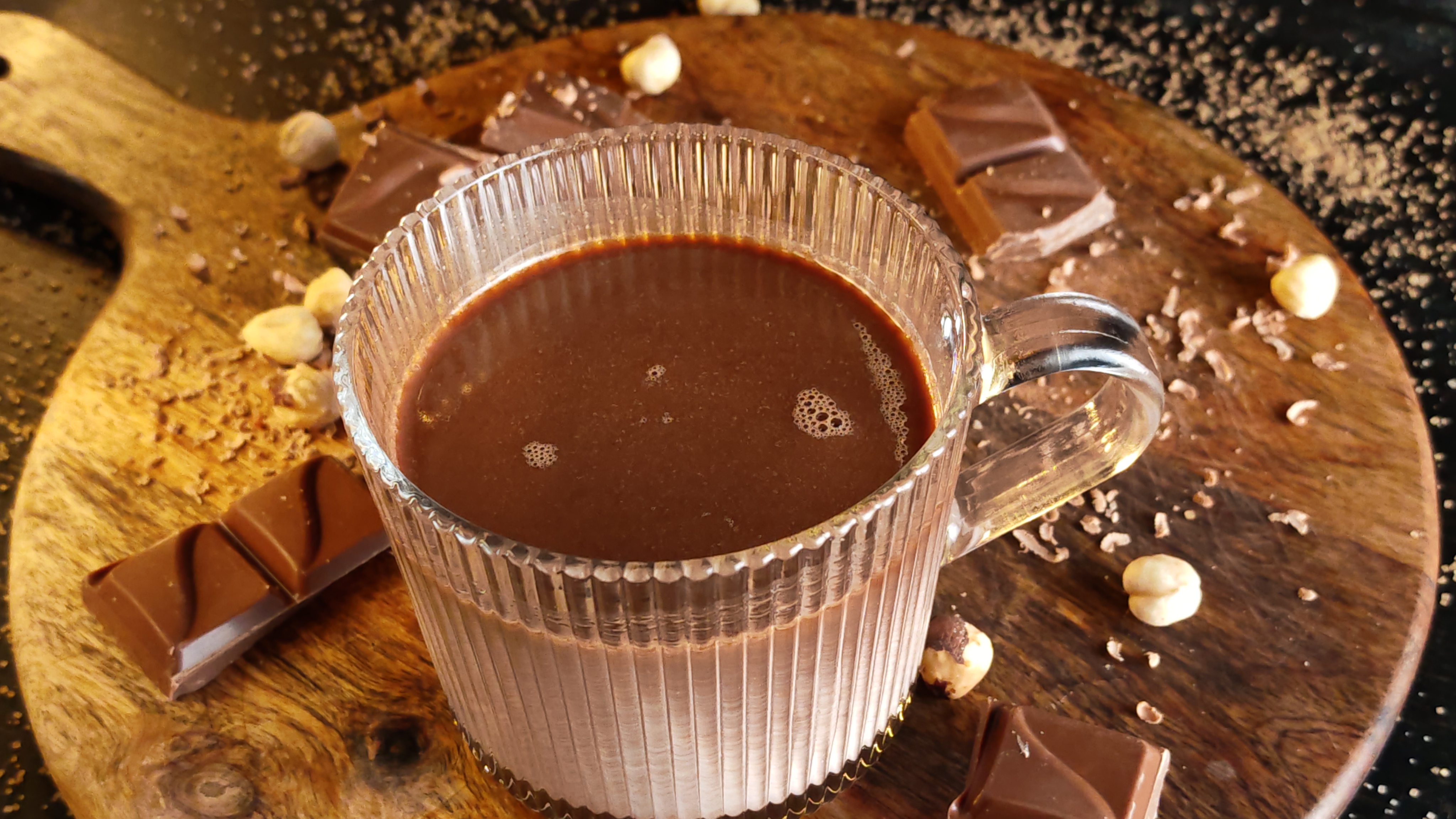 Ciocolată caldă de casă - Un deliciu care te topește