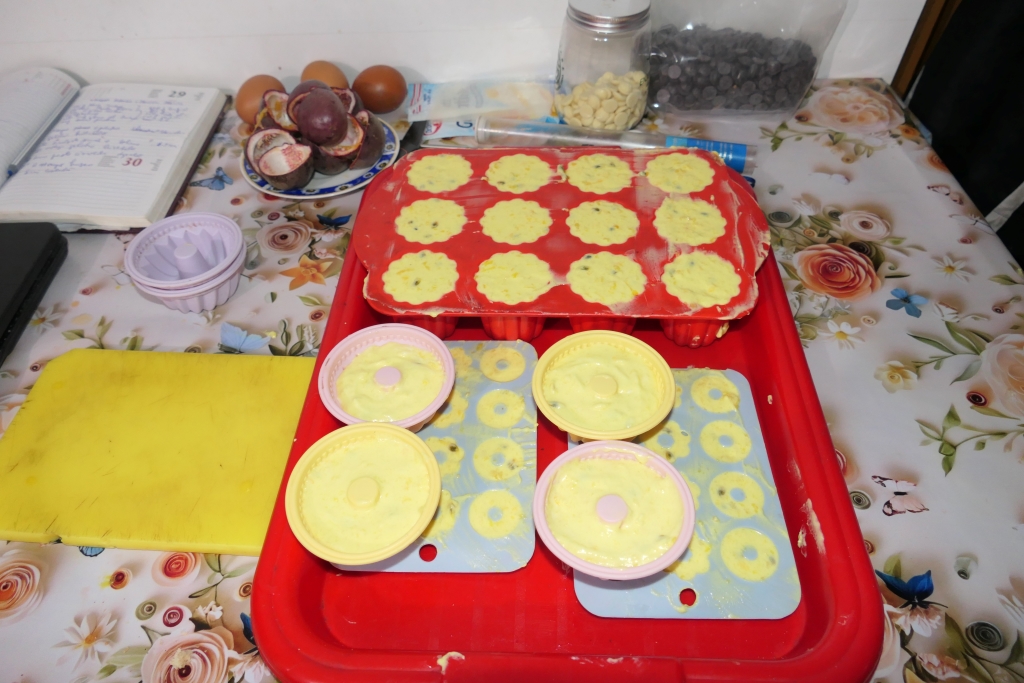 Tort Sa vina Primavara -  Reteta cu mango, fructul pasiuni si banane