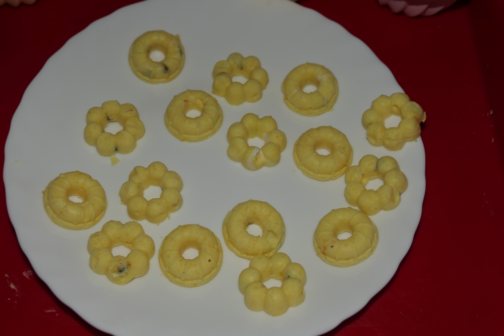 Tort Sa vina Primavara -  Reteta cu mango, fructul pasiuni si banane