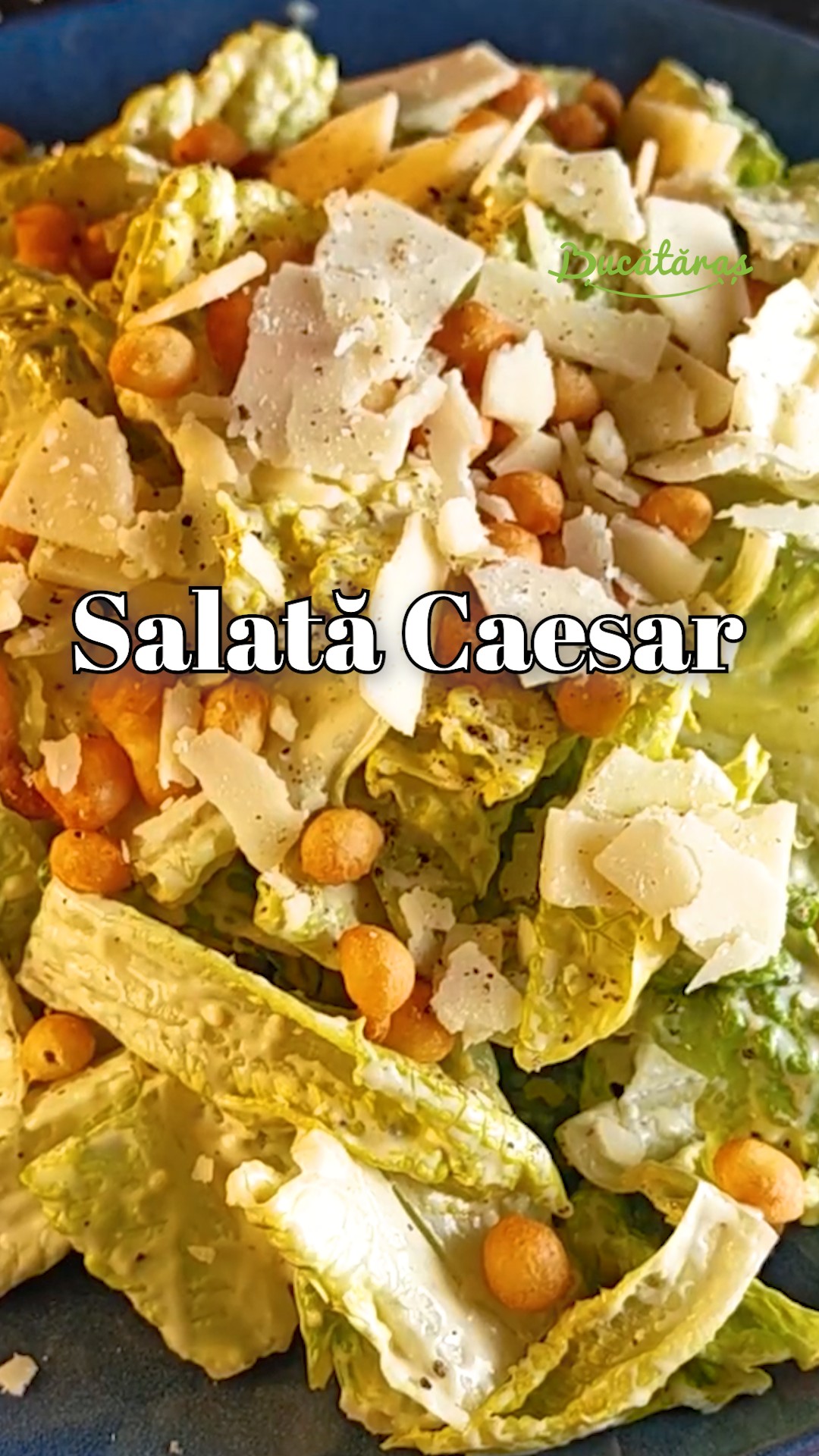 Salată Caesar – secretul gustului perfect în doar 15 minute