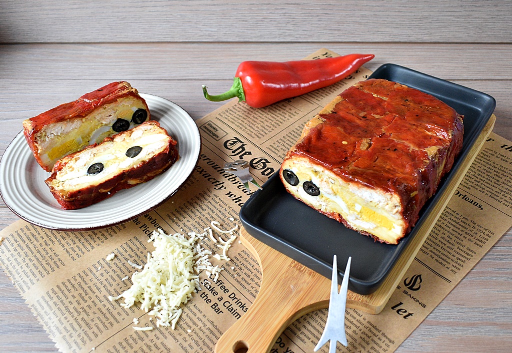 Chec cu pui si ardei kapia copti - Reteta gustoasa de aperitiv