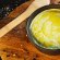 Sos de usturoi verde – rețetă rapidă, aromată și perfectă pentru orice preparat