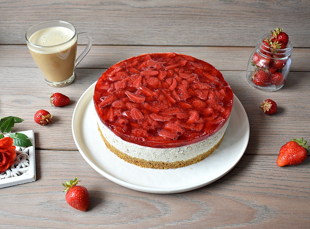 Cheesecake cu capsuni si banane - Reteta delicioasa fara coacere